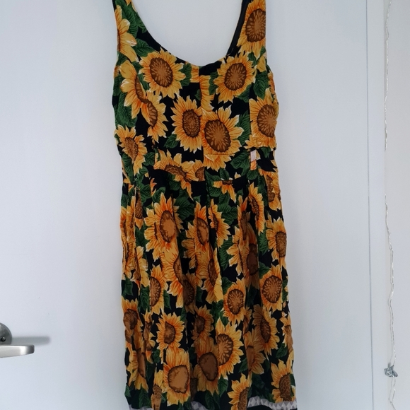 Zara Dress - Picture 1 of 4